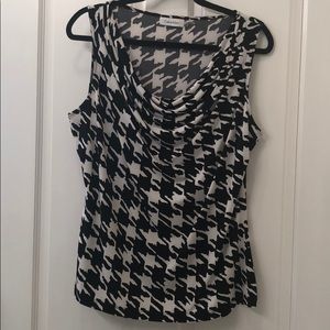 Houndstooth Women’s Top